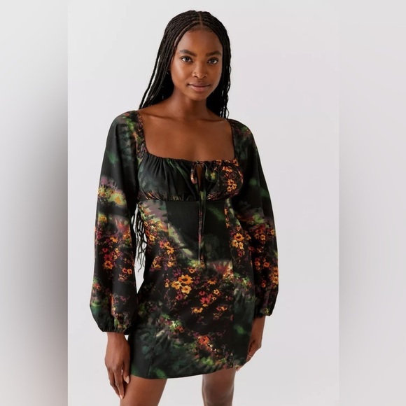 UO Vivienne Printed Long Sleeve Mini Dress, Green, Multiple Sizes, NWT - Picture 4 of 13